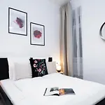 New At Exlusive Location Apartamento *
