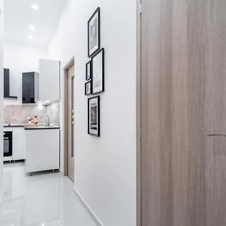 New At Exlusive Location Apartman *