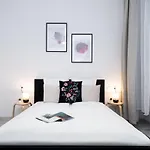 Apartment New At Exlusive Location Budapest