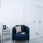 New At Exlusive Location Apartment